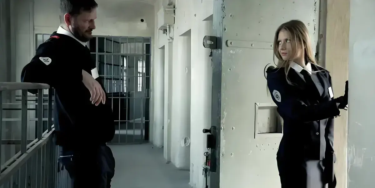 《高压监狱 2》-《高压监狱》无删减免费在线观看-HD高清2025禁闭剧情片-满天星系列合集夸克影视大全