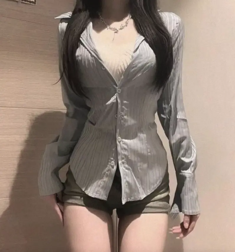 《糖心VLOG饼干姐姐》最新高清中字-免费在线观看1080p无删减-糖心VLOG饼干姐姐大学生直播甜蜜烘焙旅程