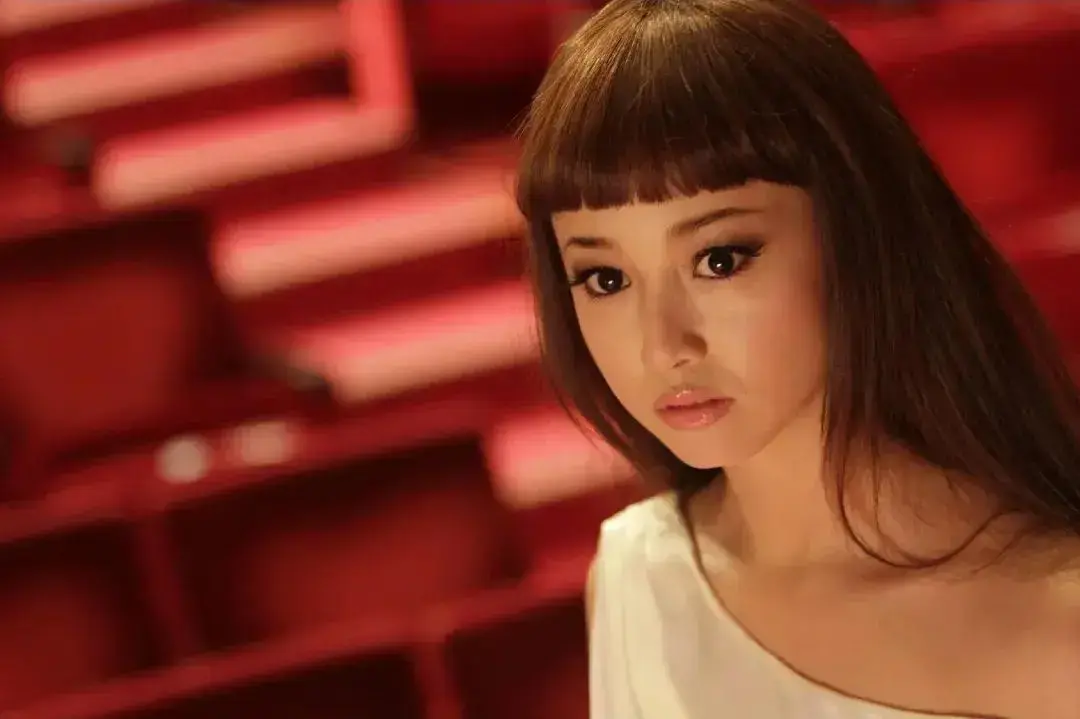 《狼狈》日本电影高清完整版_无删减全集在线观看1080P-爱情片HD中字无广告-VS影院