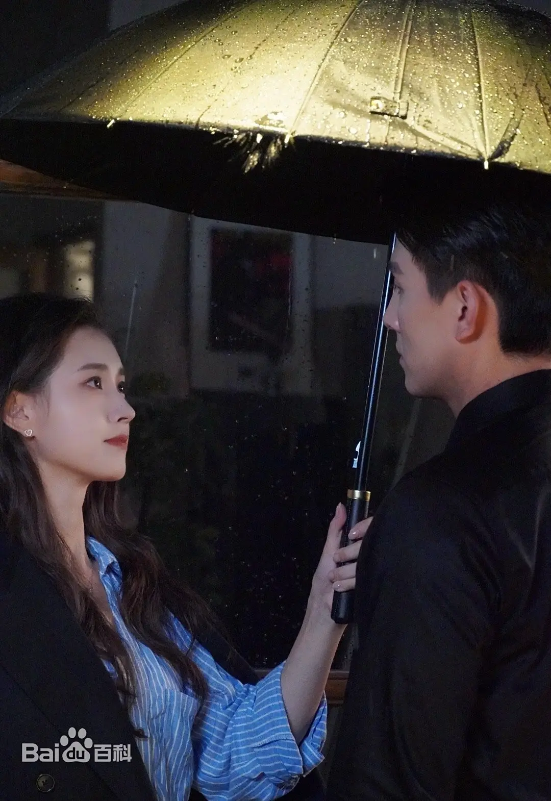 《盛夏芬德拉》短剧免费观看全集-无删减高清在线看-前作《深情诱引》衍生剧下一章《一见钟情》