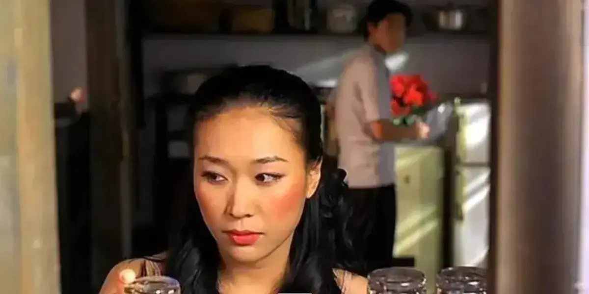 《爱的色放》-2001年朴在浩执导韩国经典电影-光州事件背景下的偷窥与禁忌之恋-未删减高清中文字幕网盘资源