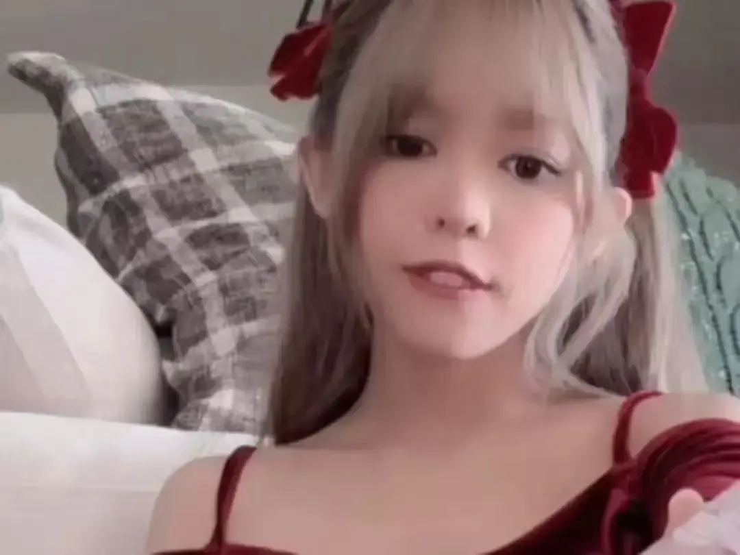 《绯红小猫》全季未删减1080P高清画质播放-绯红小猫在线免费观看完整版-手机云播无卡顿-星尘影视独家资源