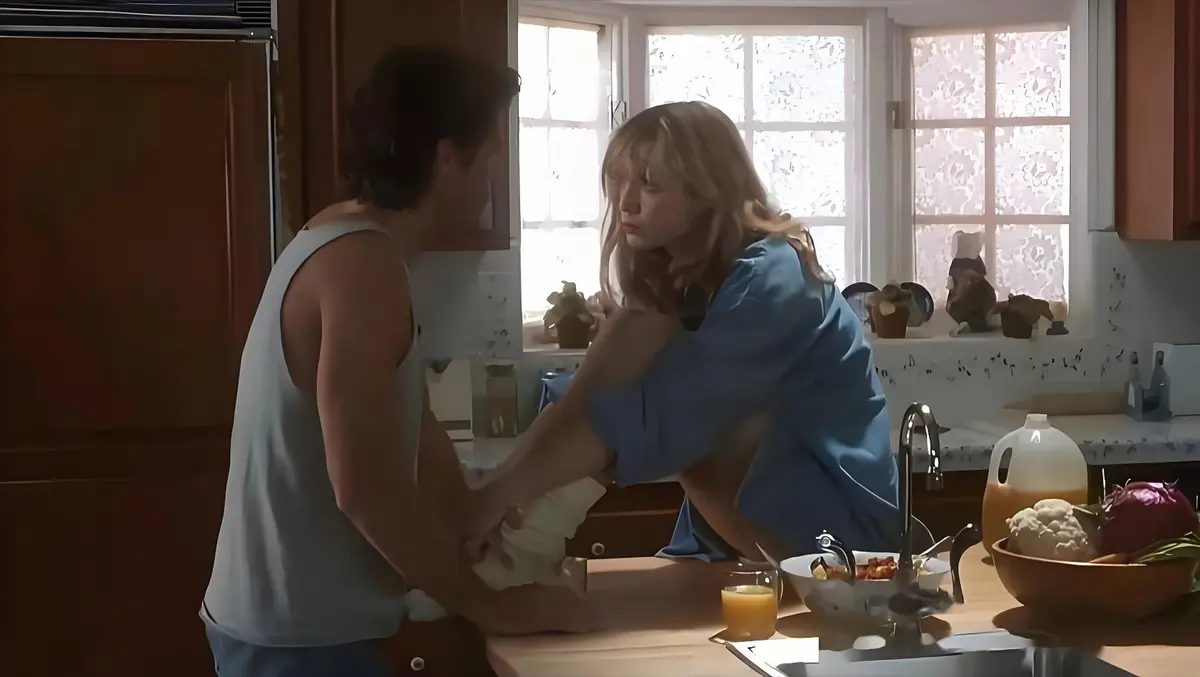 欧美电影《激情惊爆点》无删减1080P高清画质-完整版中文字幕全集在线免费观看-手机在线《激情惊爆点》生活崩塌邂逅美女-