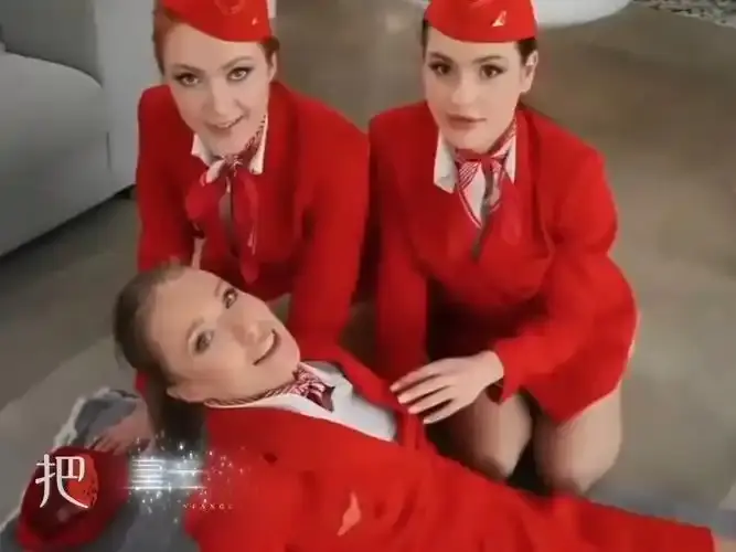 《法国空姐》未删减版高清免费在线观看-意大利电影法国空姐高清完整版在线播放-VS影院