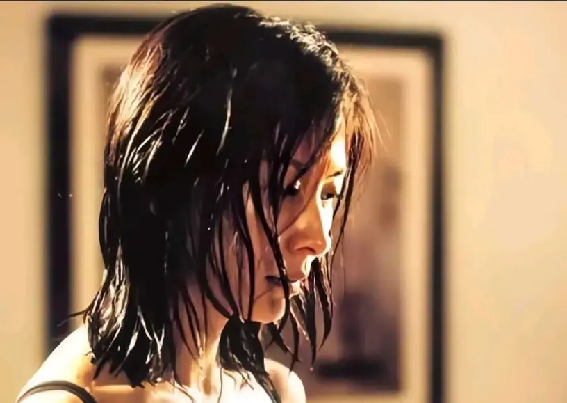 韩国电影《不忠》未删减版免费看_不忠HD高清完整版在线播放_全网同步更新无广告- VS影院