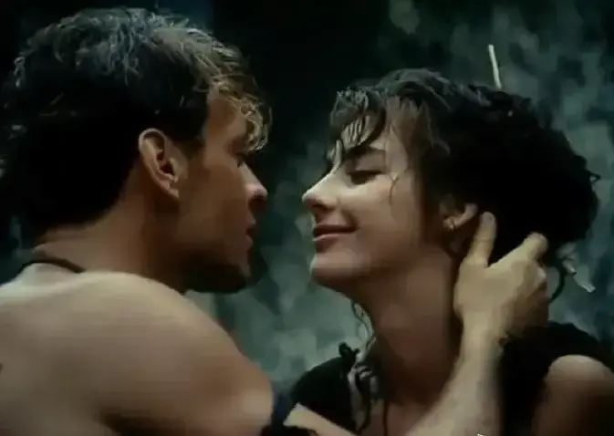 《激情丛林》意大利电影完整版在线观看-无删减高清免费播放-全集中文字幕HD画质