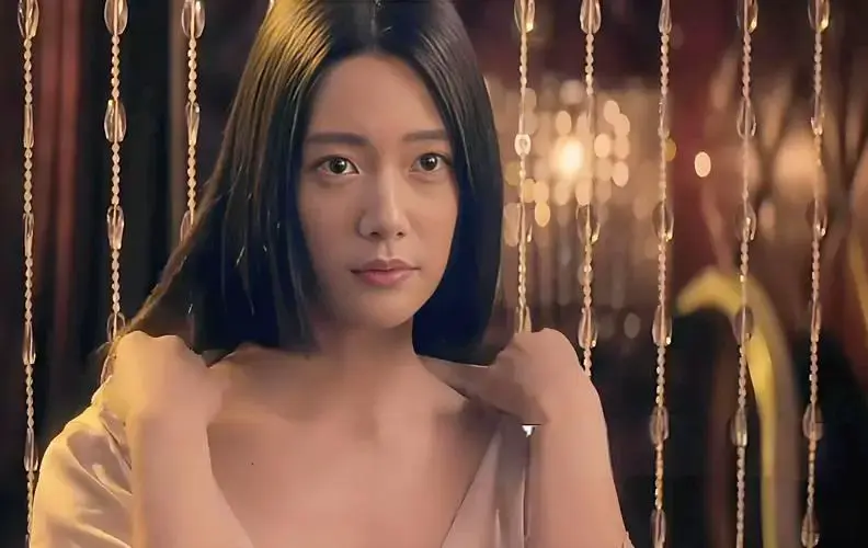 韩国电影《美人》未删减版情欲美学巅峰，超清全集资源免费在线观看-《美人》无广告HD高清畅看-星辰影院经典再现