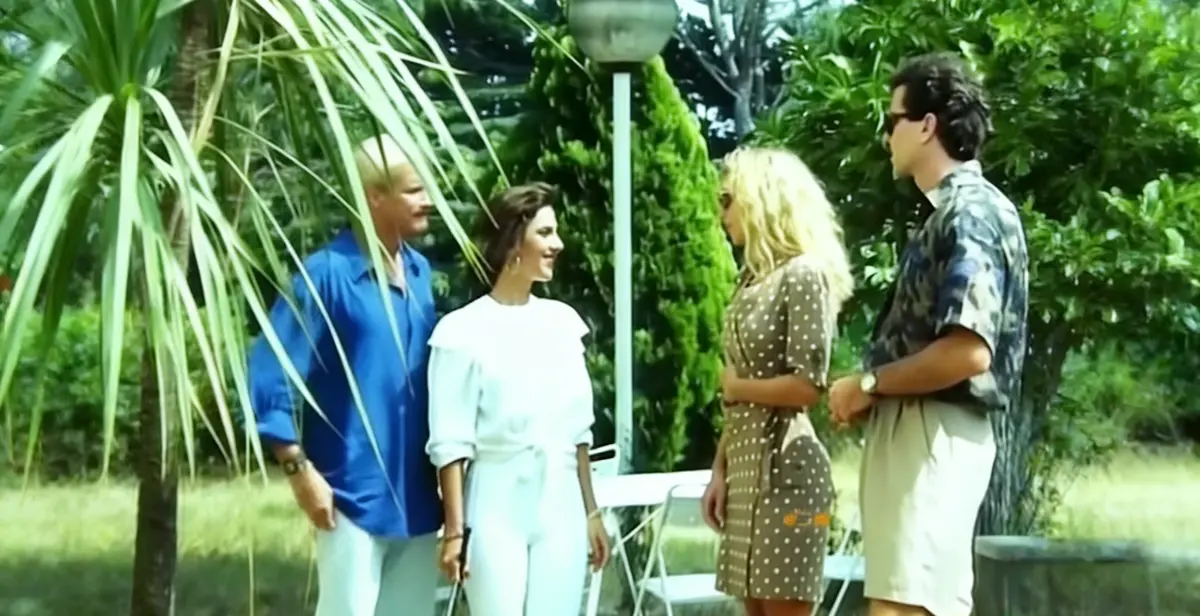 《热浪中的赛伦》电影未删减全集中文-意大利现象级作品-免费在线观看1080P-电影级画质无广告纯净版