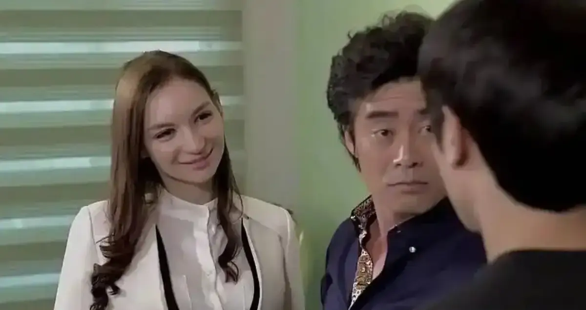免费观看《俄罗斯妈妈》全集-1080P高清未删减中文字幕版在线播放网盘下载-讲述《俄罗斯妈妈》温暖故事