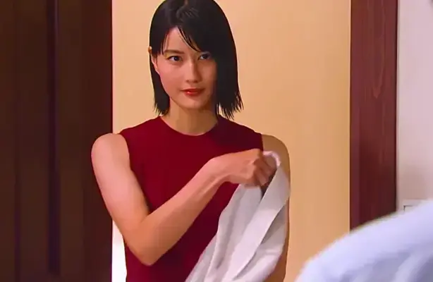 日本爱情电影《家庭教师》未删减版1080P高清免费在线观看_电影《家庭教师》高清完整版无广告在线观看-星辰影院
