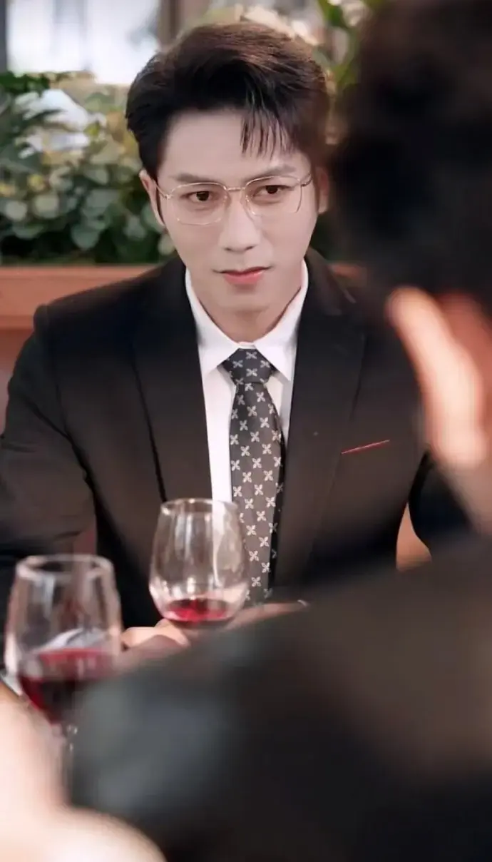 《诱他失控》全季无广告在线看_高清1080P无删减完整版_诱他失控BL甜剧免费下载-樱花动漫