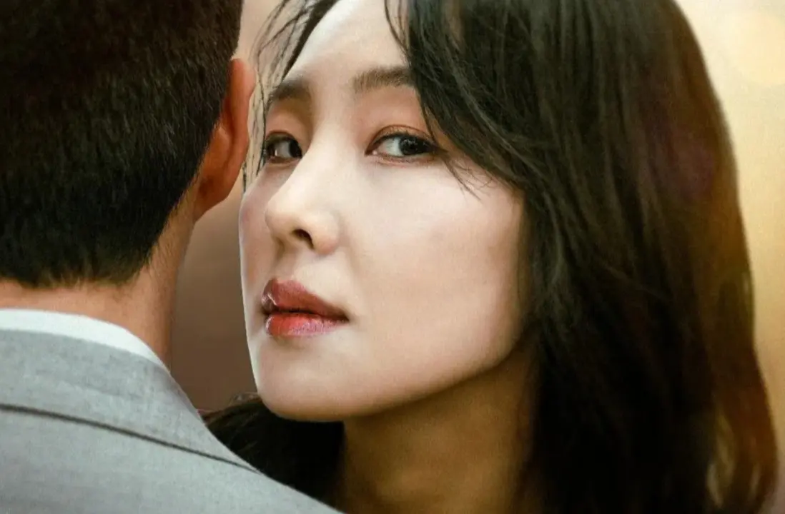 《内乱夫人》HD高清无删减全集在线观看-1080P超清画质中文字幕-热门韩国剧情片推荐内乱夫人