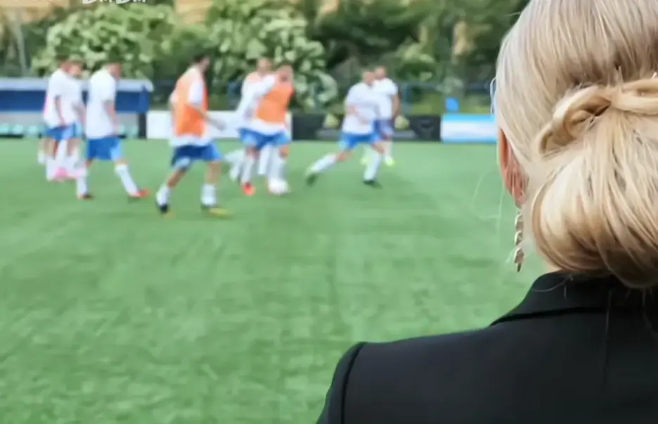 免费高清《footballersmoms》无删减观看-影院《足球队的女老板们》Footballers'Moms完整版