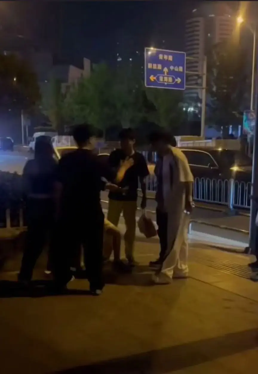 免费在线观看《事件实录》全记录，蓝光高清1080P超清HD画质，纯净极速，夸克网盘、百度网盘均可下载！
