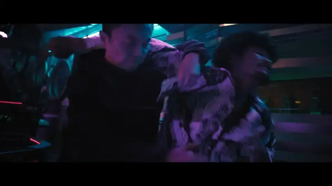 《火遮眼》-谢苗演绎孤胆英雄动作片 4K超高清无广告在线观看_《火遮眼》蓝光修复版全集免费看_《火遮眼》磁力链接资源获取 - 影视宝库