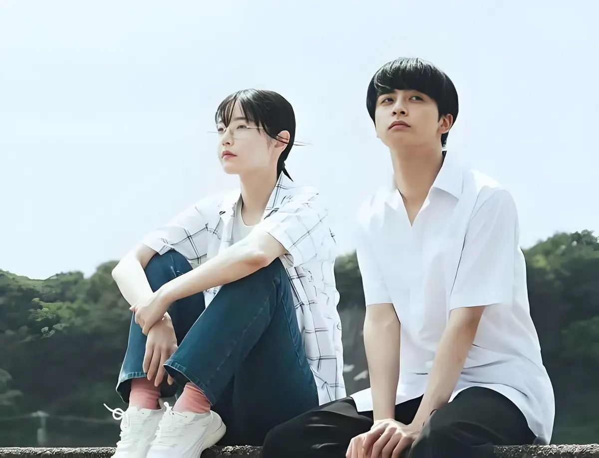 免费看纯爱虐心电影《夏日暗涌》-HD无广告在线观看-《夏日暗涌》在海风与暧昧中感受极致拉扯！